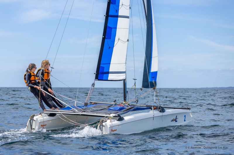 Bateaux catamaran 16 pieds